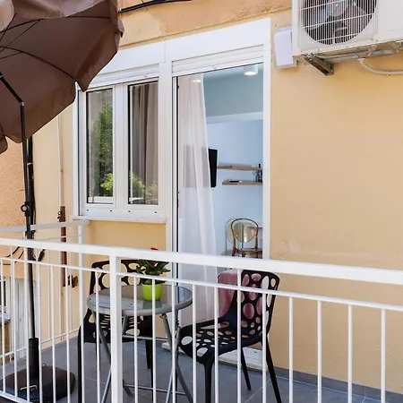 Albachiara فندق مبيت وإفطار 4*